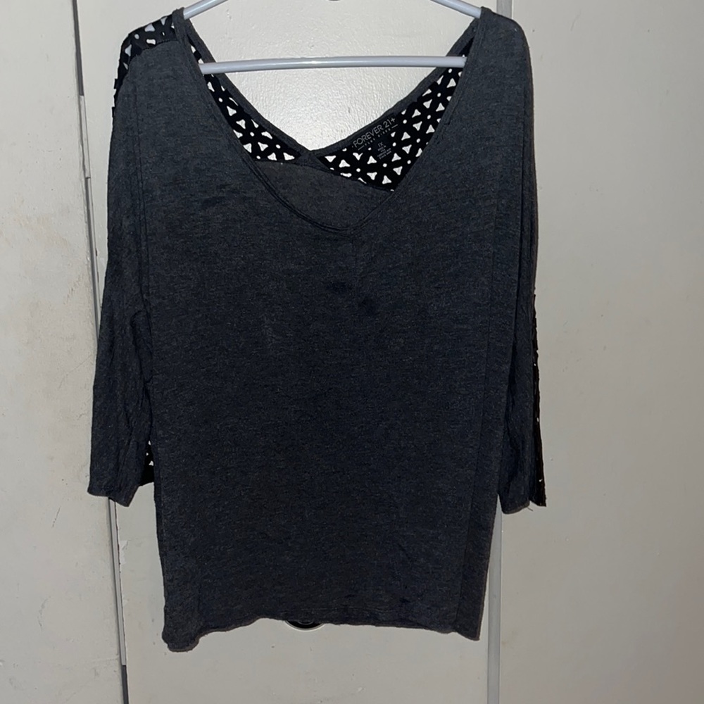 Womens Forever21 Size 1X Top.